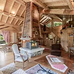 Chalet Typique A Avec Parking Et Wifi, Proche Centre Et Pistes - Fr-1-343-182 Chamonix Mont Blanc