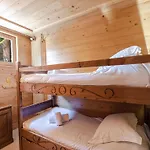 Chalet Typique A Avec Parking Et Wifi, Proche Centre Et Pistes - Fr-1-343-182 *